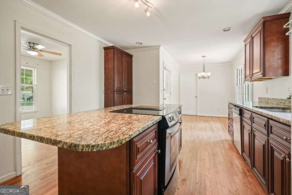 Tuxedo Estates - Residential