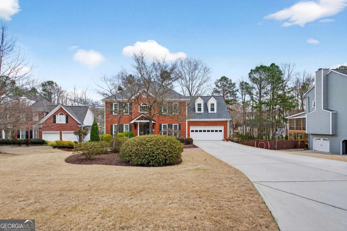 4118 Devon Wood DR NE