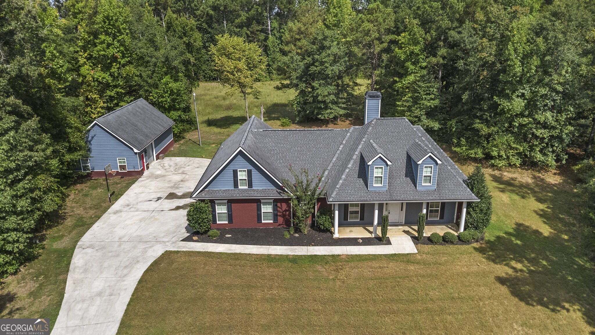 1520 Richard DR - Photo 3