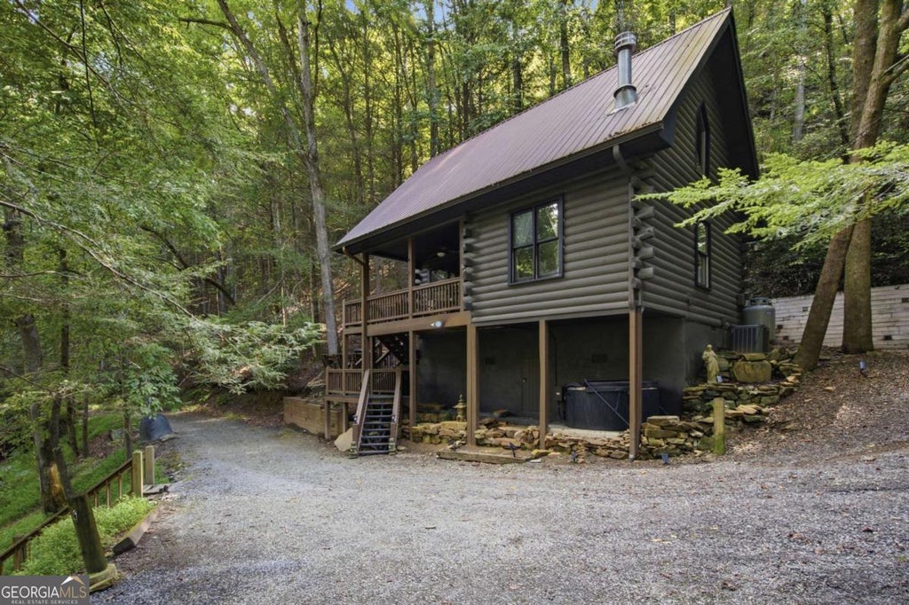 Photo of 259 Sutton Ridge Way, Ellijay, GA 30540 (MLS # 10848275)