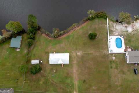 A home in Folkston