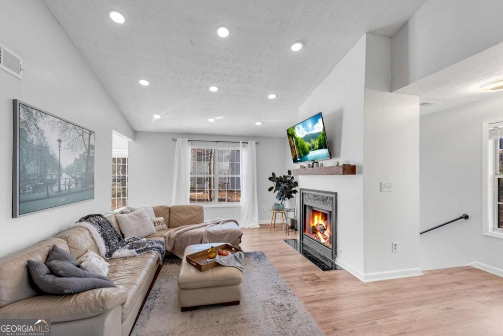 Photo of 720 Glenleaf Drive, Peachtree Corners, GA 30092 (MLS # 10677809)