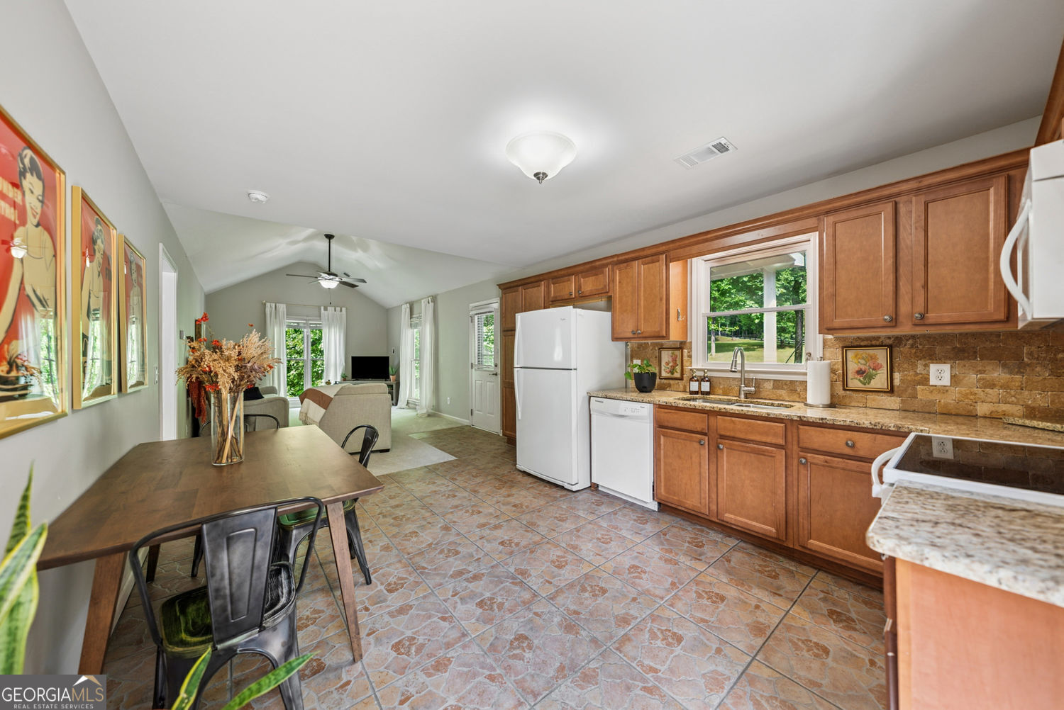 Alpharetta, Georgia 30004, United States, 6 Bedrooms Bedrooms, ,6 BathroomsBathrooms,Residential,Active,133327