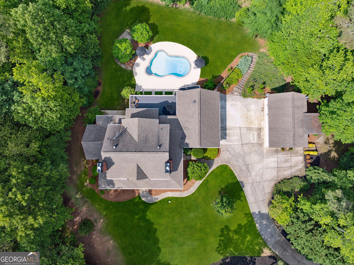 Alpharetta, Georgia 30004, United States, 6 Bedrooms Bedrooms, ,6 BathroomsBathrooms,Residential,Active,133327