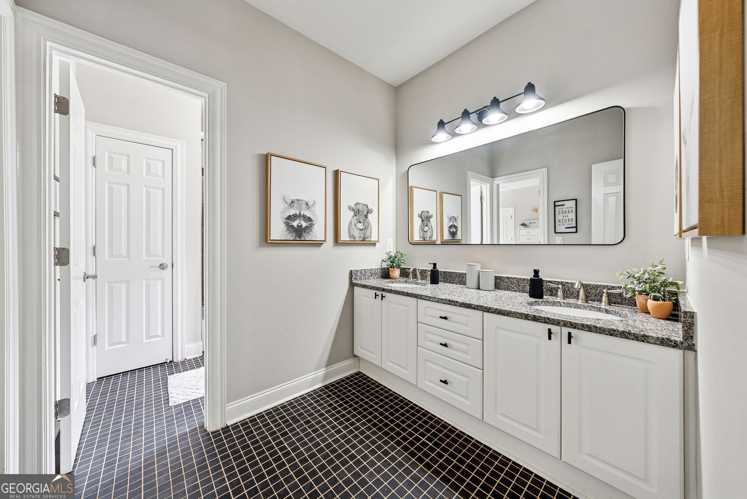 Alpharetta, Georgia 30004, United States, 6 Bedrooms Bedrooms, ,6 BathroomsBathrooms,Residential,Active,133327