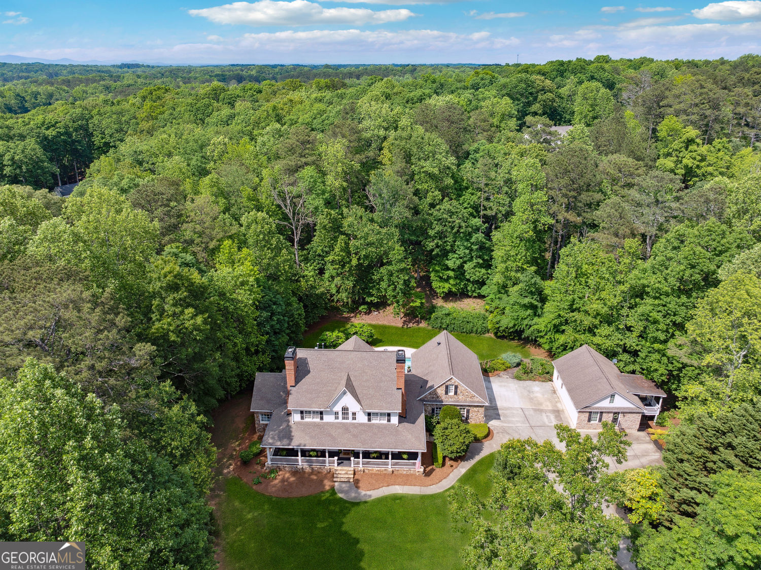 Alpharetta, Georgia 30004, United States, 6 Bedrooms Bedrooms, ,6 BathroomsBathrooms,Residential,Active,133327