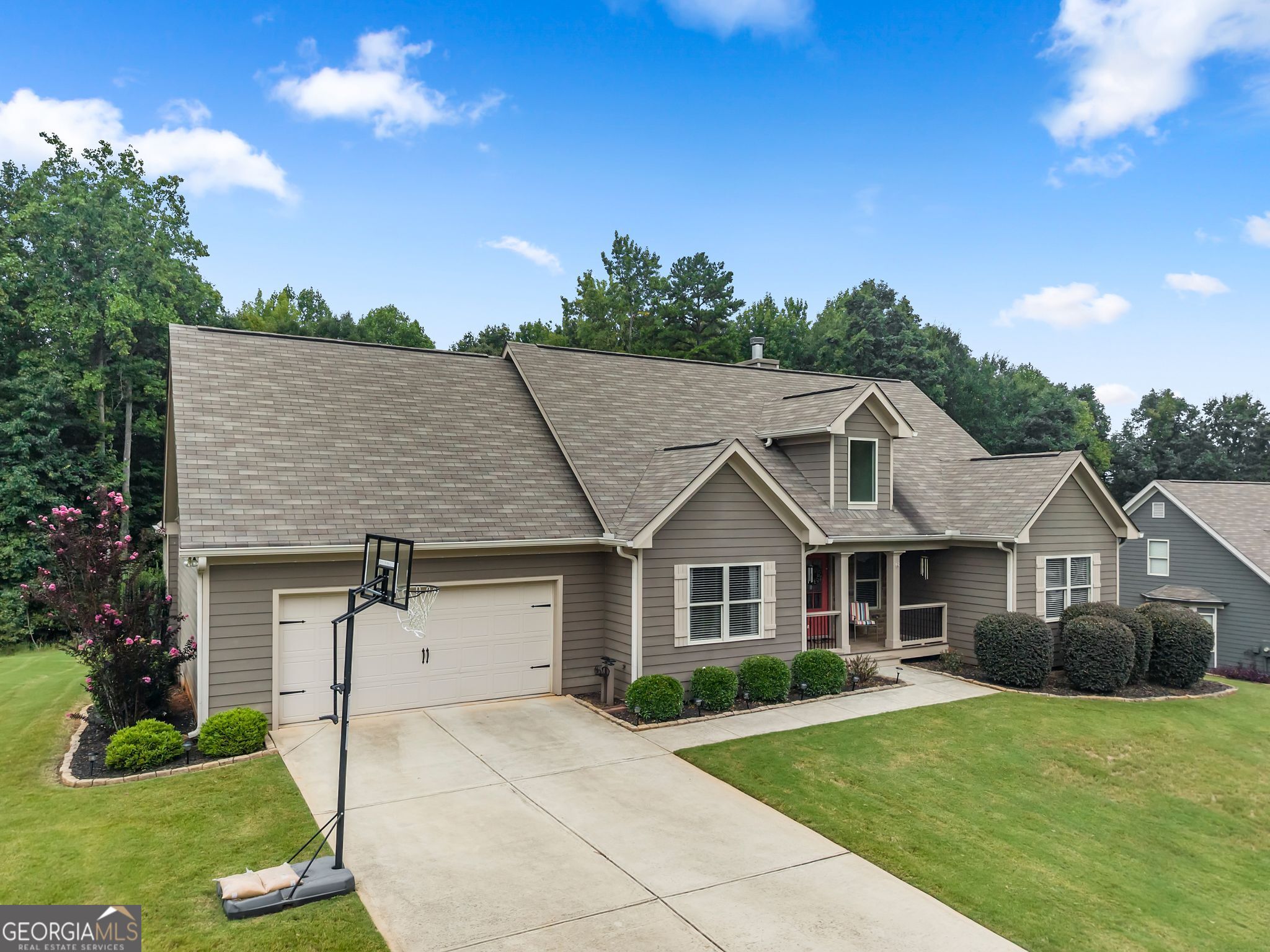 225 Manor Mill WAY