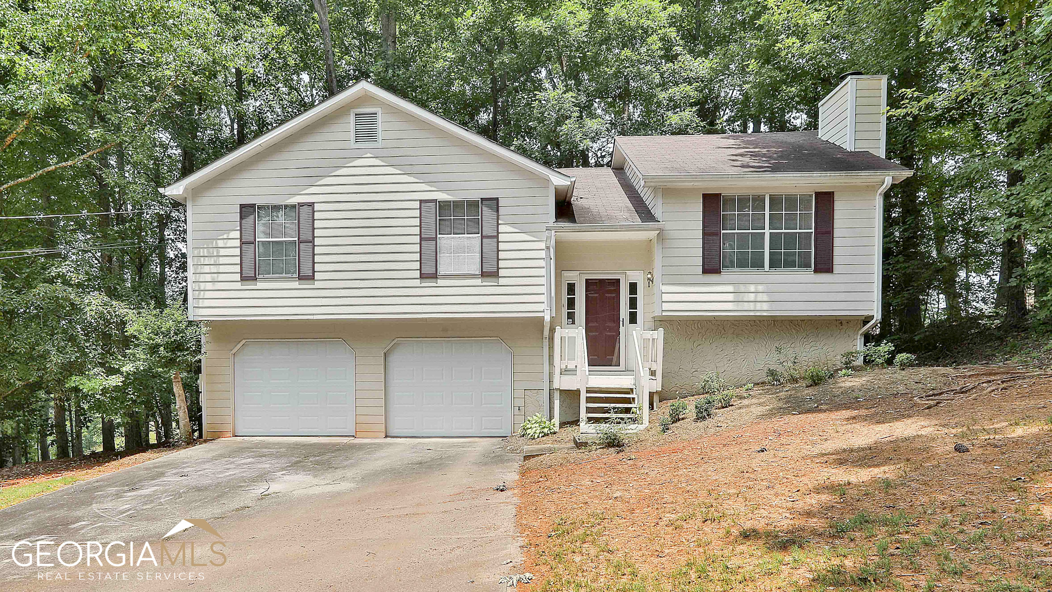 Welcome home! This 3/2 split-level is calling your name! As you enter the home, head up the half set of stairs to discover your main living space. You can entertain in the heart of this home without feeling secluded from everyone as the living room is open to the kitchen and dining. Heading down the hall you will find three bedrooms and two baths. Wander downstairs and check out your laundry, garage, and storage area! Looking to unwind after a long day? Cozy up by your fireplace or head out back and enjoy a nice glass of sweet tea on your large deck! Donat wait on this one!