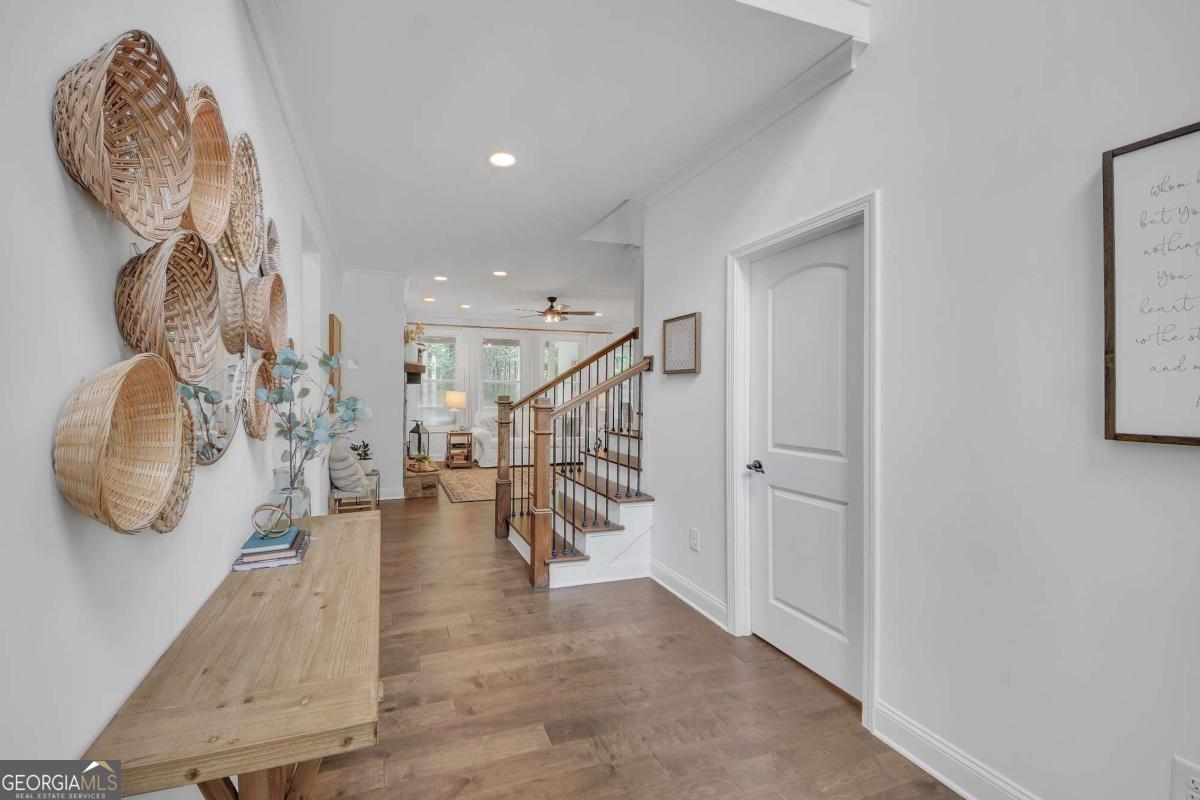 104 Woodland LN