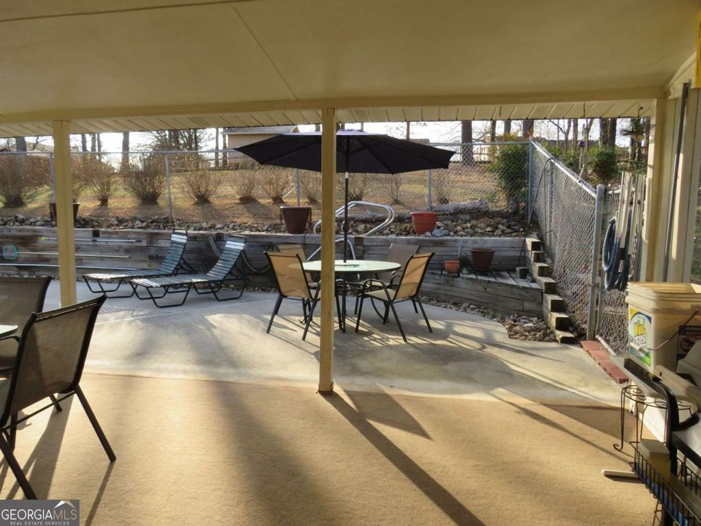 Photo of 65 Oakwood Drive, Cedartown, GA 30125 (MLS # 10696169)