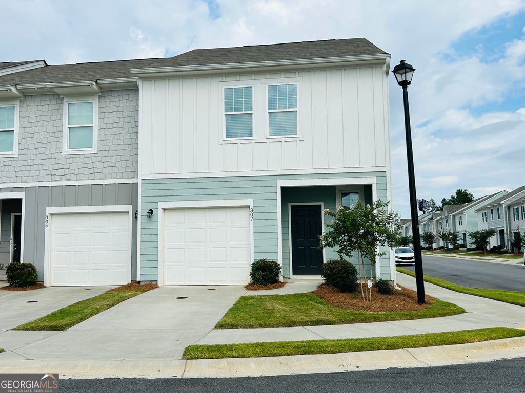 Photo of 407 Kings Cross Way, Cartersville, GA 30120 (MLS # 10847977)