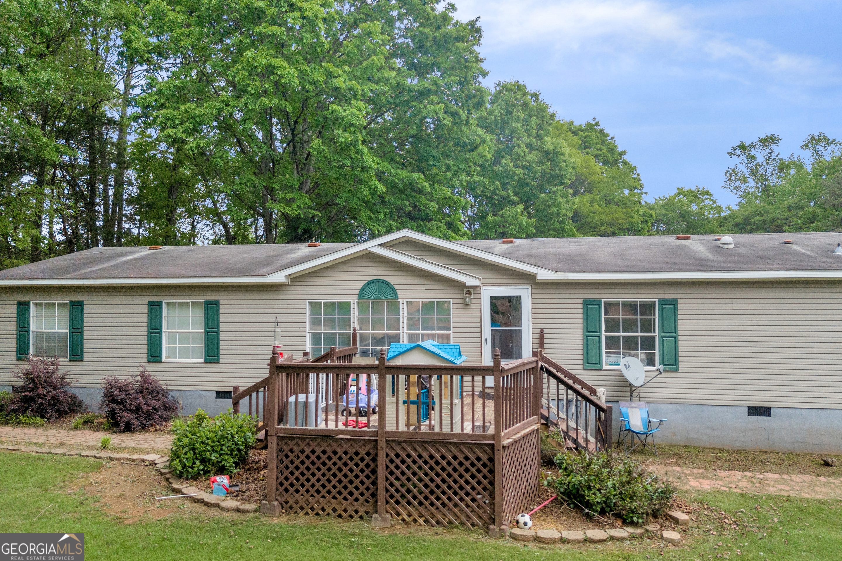211 Nails Creek RD