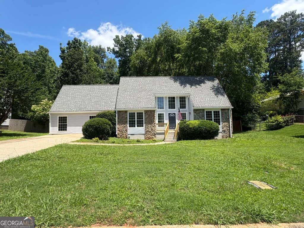 Photo of 6762 Oakland Drive, Douglasville, GA 30135 (MLS # 10780179)