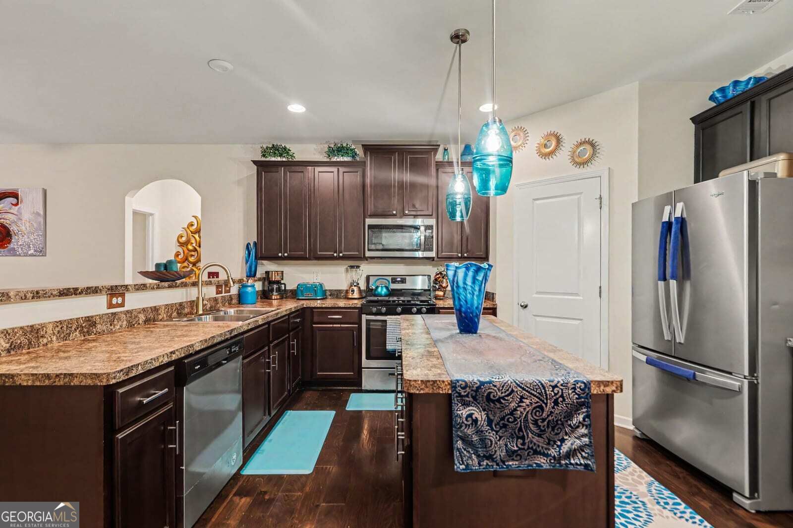 7988 Dawson LN