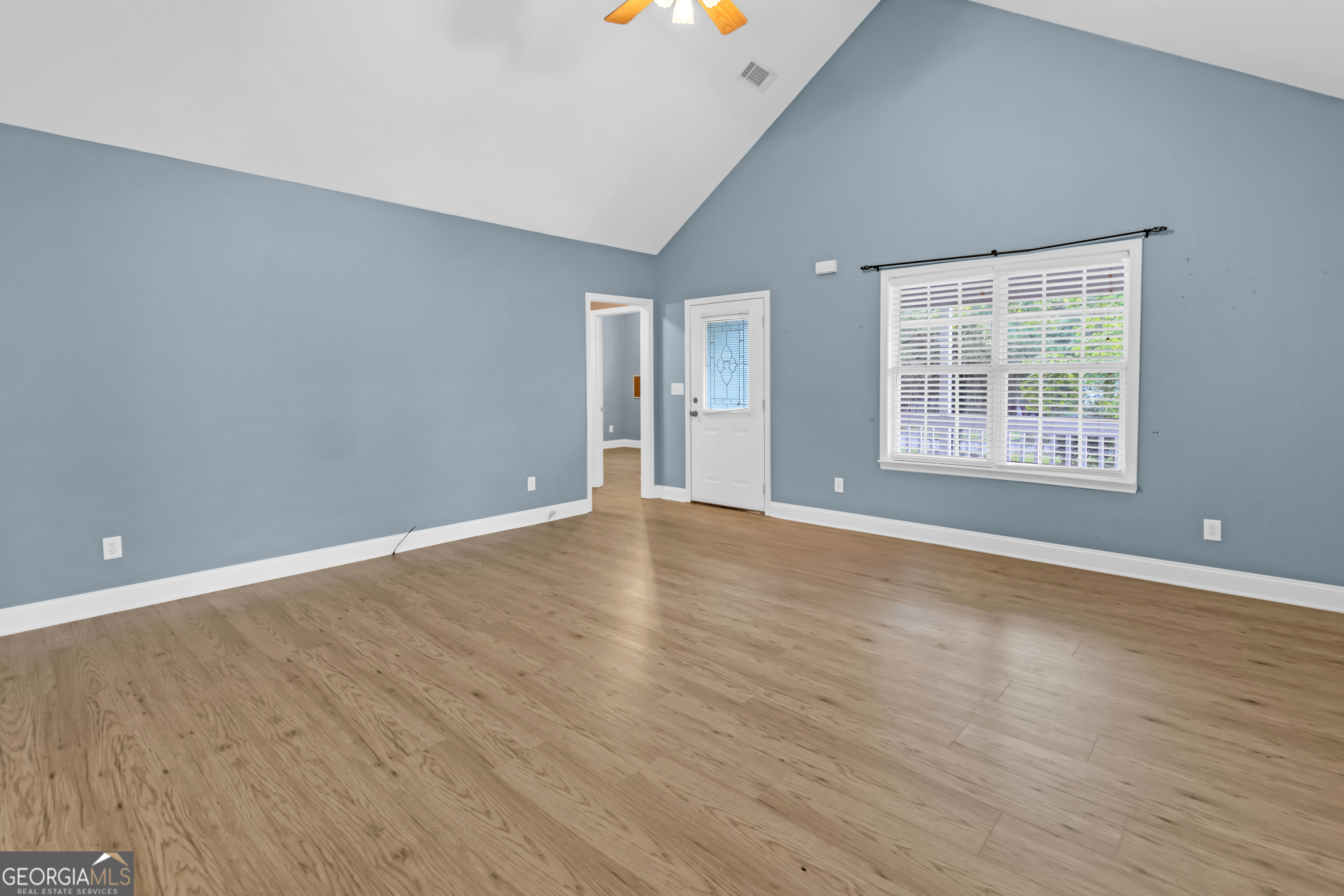 Cleveland, Georgia 30528, United States, 3 Bedrooms Bedrooms, ,2 BathroomsBathrooms,Residential,Active,201119