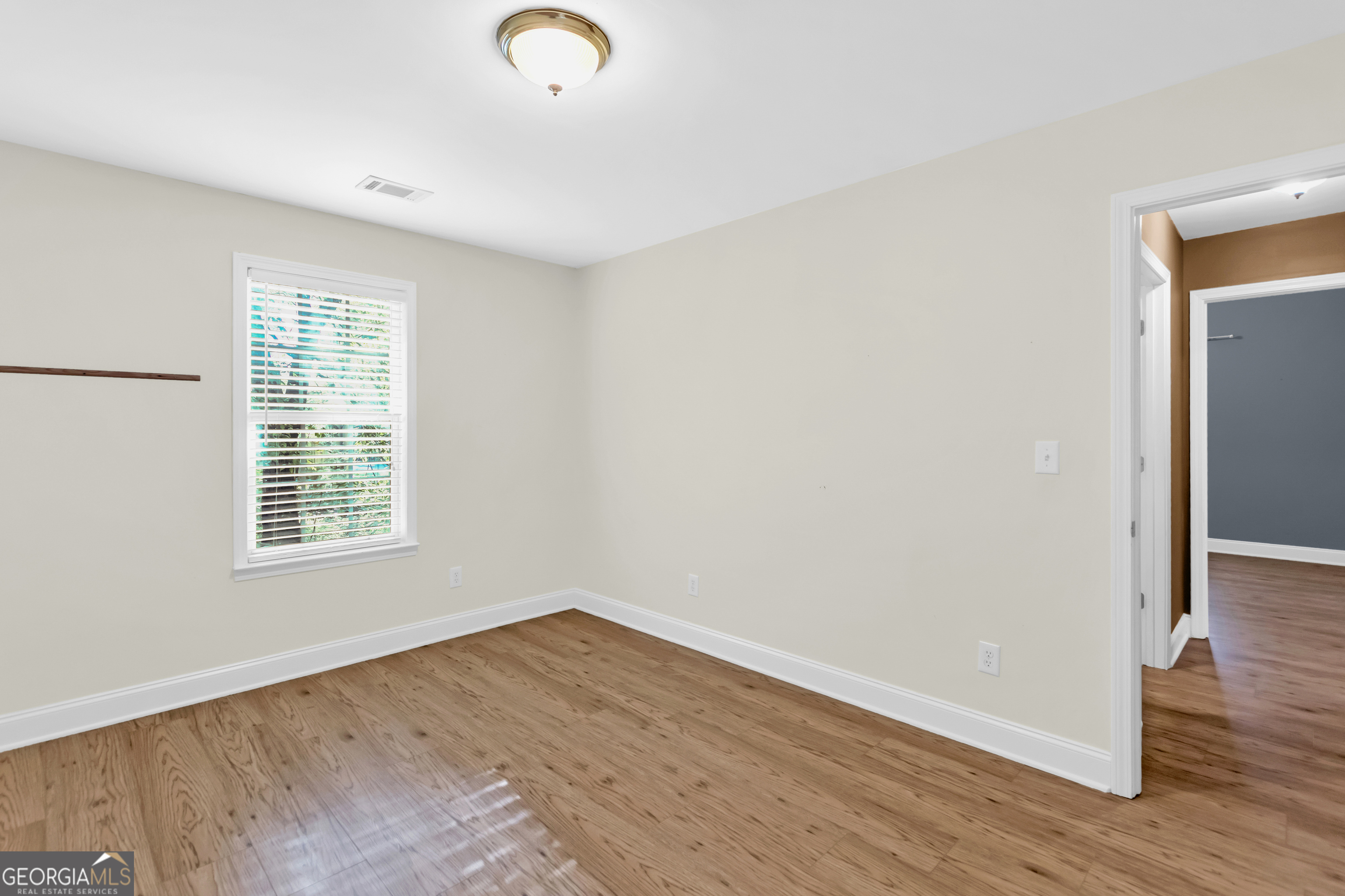 Cleveland, Georgia 30528, United States, 3 Bedrooms Bedrooms, ,2 BathroomsBathrooms,Residential,Active,201119