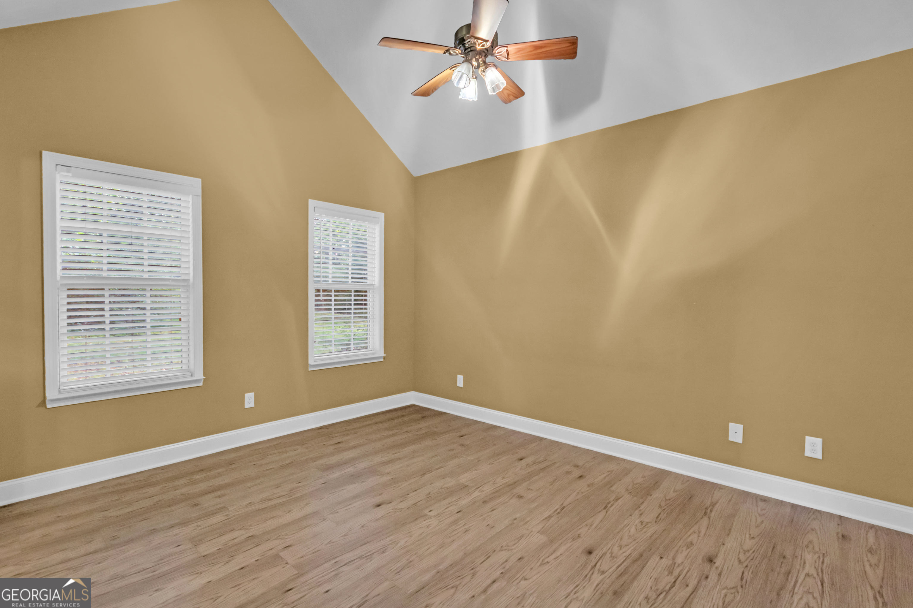 Cleveland, Georgia 30528, United States, 3 Bedrooms Bedrooms, ,2 BathroomsBathrooms,Residential,Active,201119