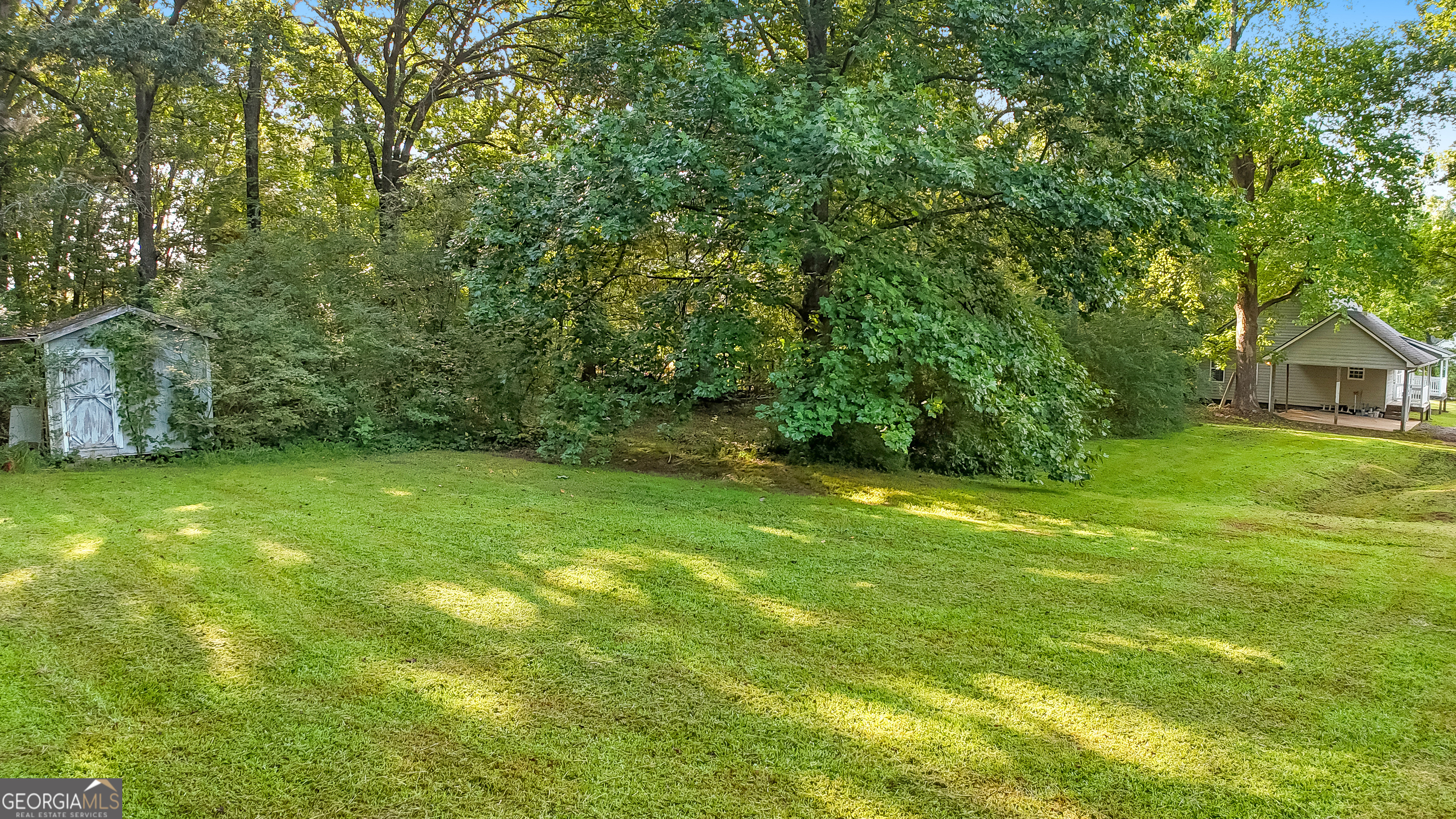 Cleveland, Georgia 30528, United States, 3 Bedrooms Bedrooms, ,2 BathroomsBathrooms,Residential,Active,201119