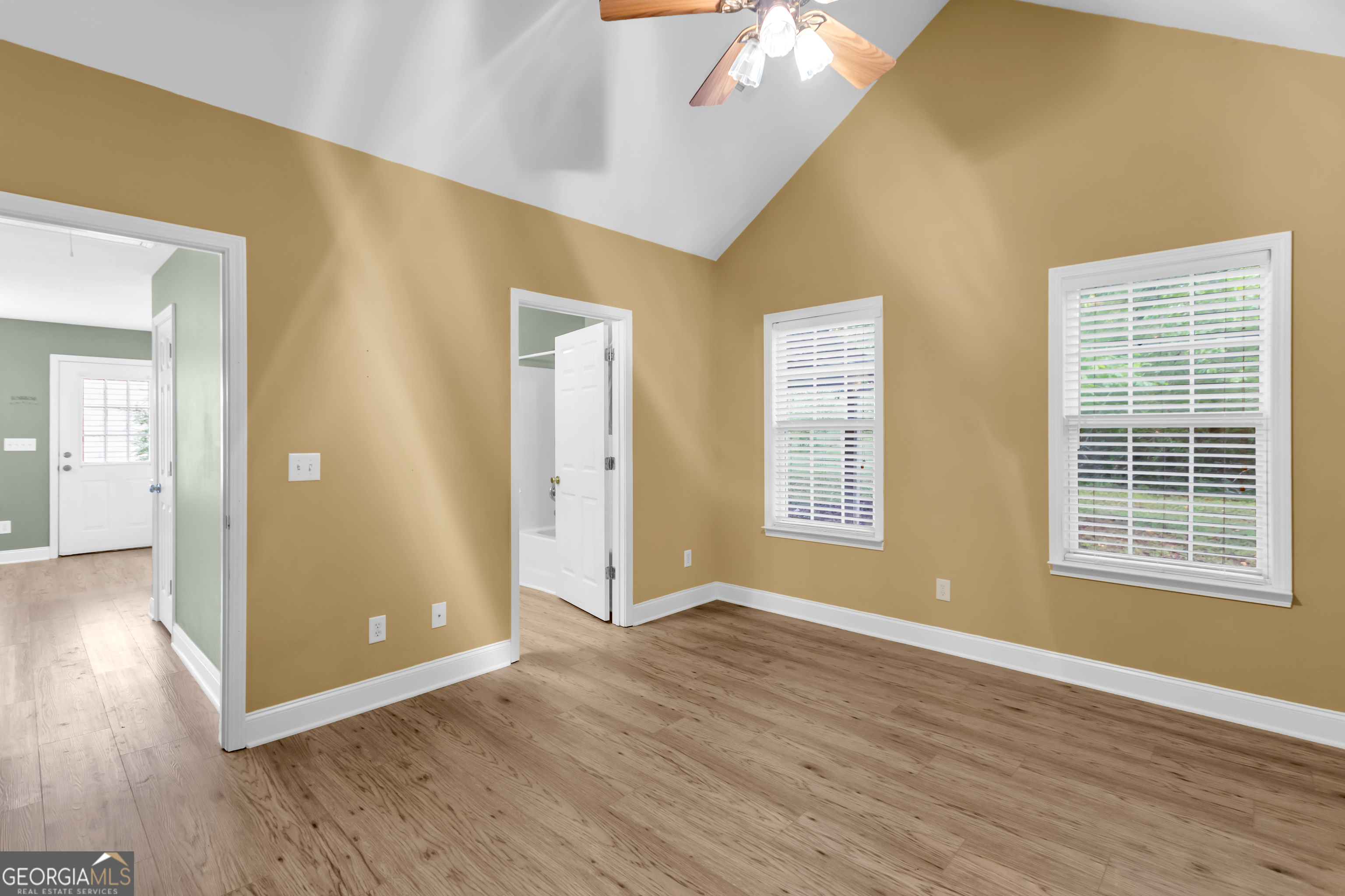 Cleveland, Georgia 30528, United States, 3 Bedrooms Bedrooms, ,2 BathroomsBathrooms,Residential,Active,201119