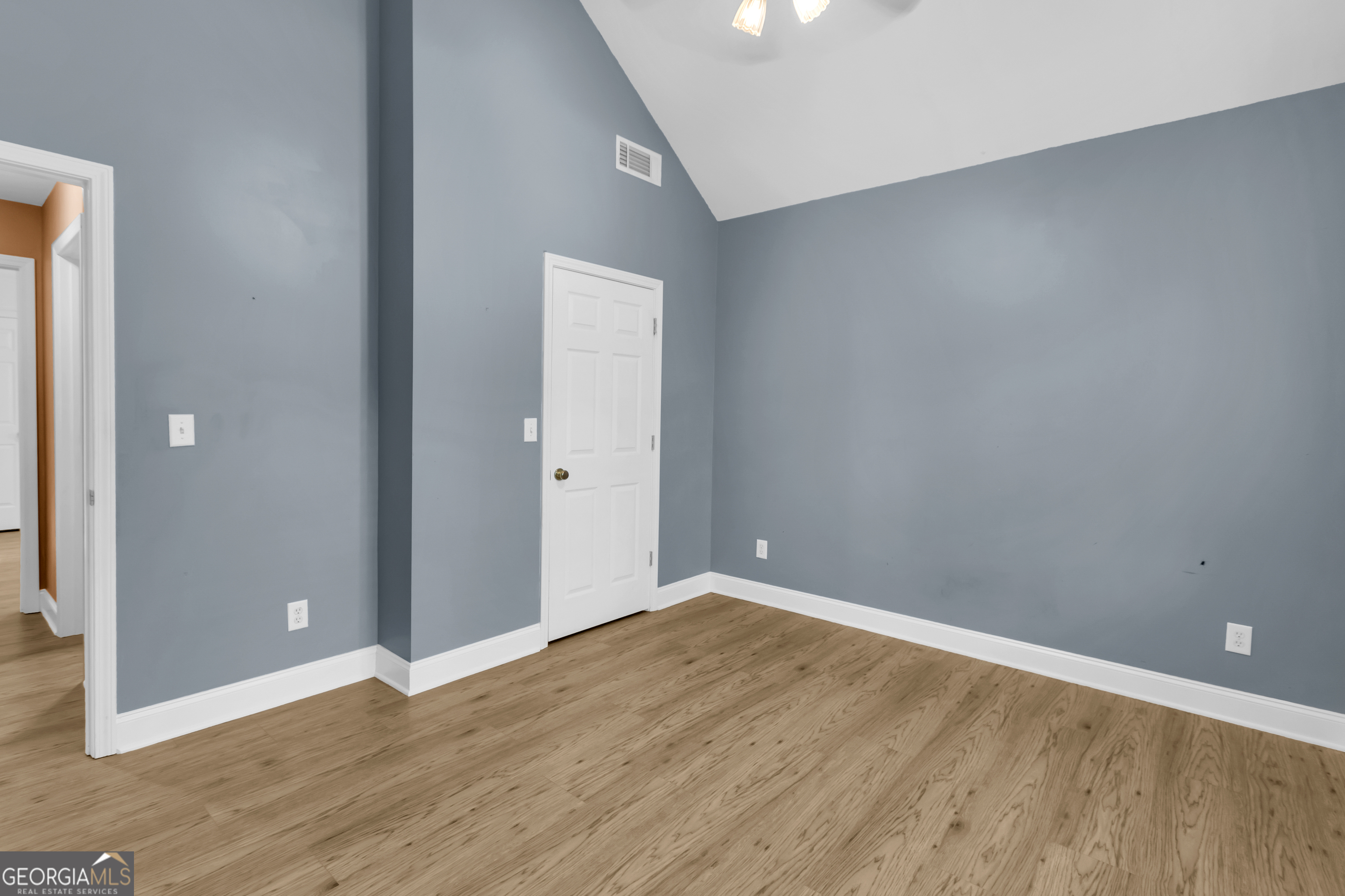 Cleveland, Georgia 30528, United States, 3 Bedrooms Bedrooms, ,2 BathroomsBathrooms,Residential,Active,201119