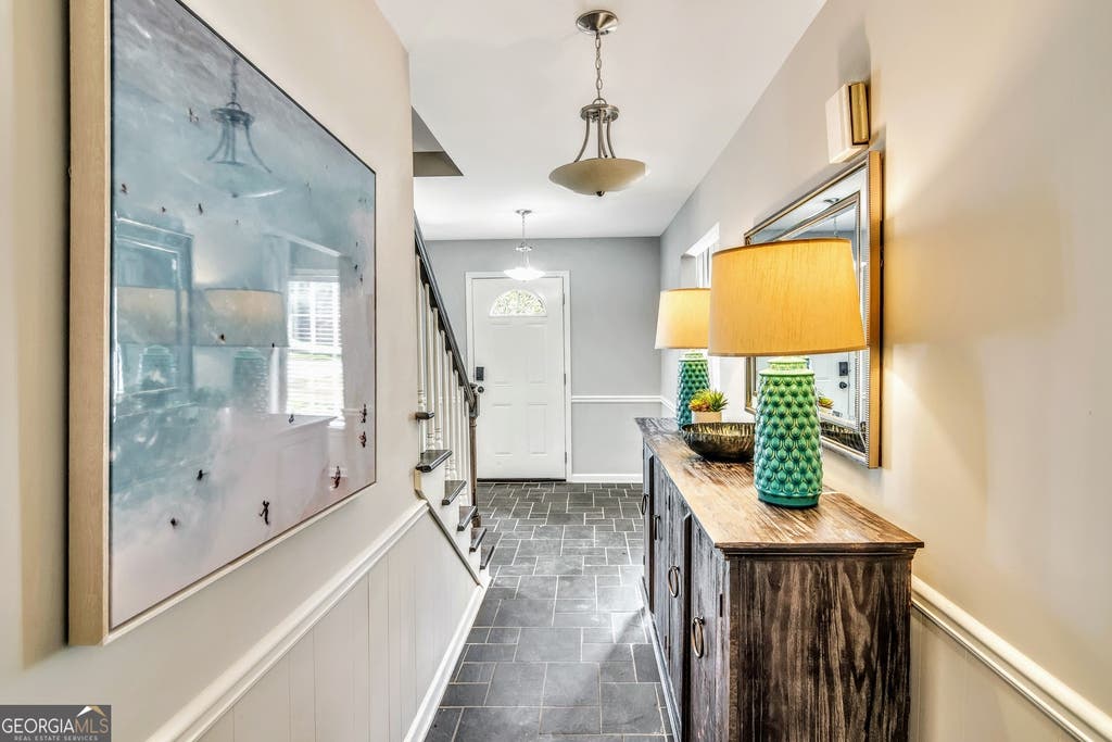 Photo of 2532 Lakebrook Court, Atlanta, GA 30360 (MLS # 10819138)