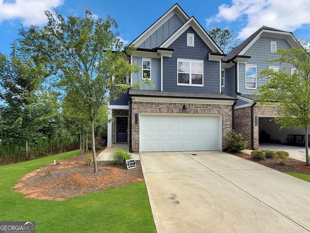 Photo of 5100 Hillington Way, Sugar Hill, GA 30518 (MLS # 10794647)