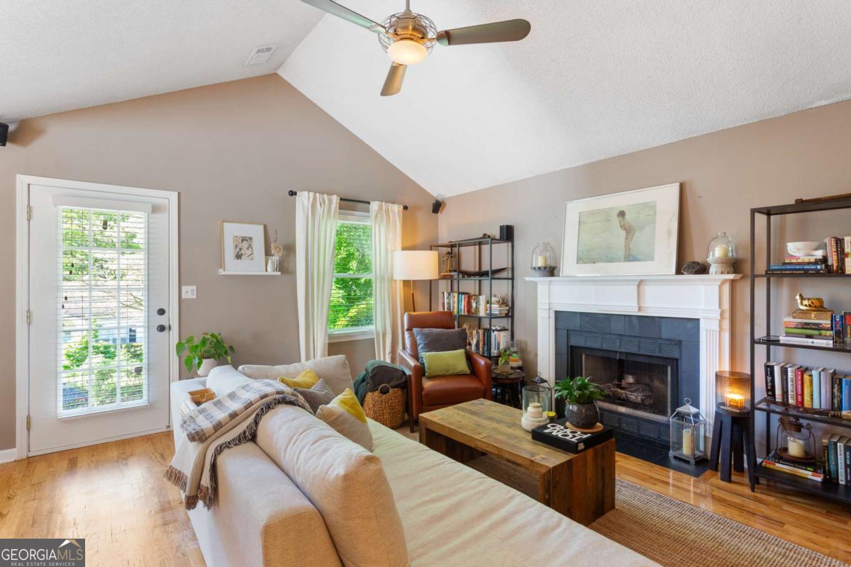 Atlanta, Georgia 30318, United States, 3 Bedrooms Bedrooms, ,2 BathroomsBathrooms,Residential,Active,106235