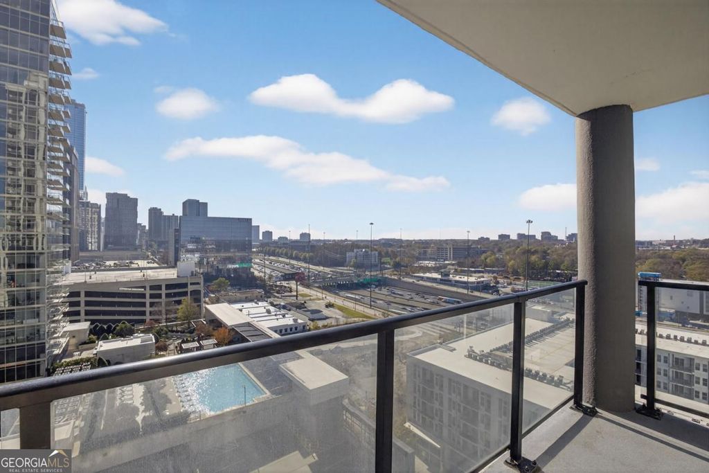 Photo of 1280 W Peachtree Street NW #1806, Atlanta, GA 30309 (MLS # 10722120)