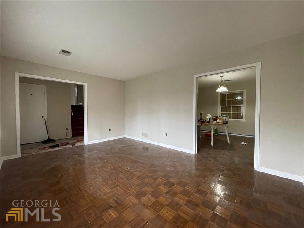 Pioneer Woods - Residential