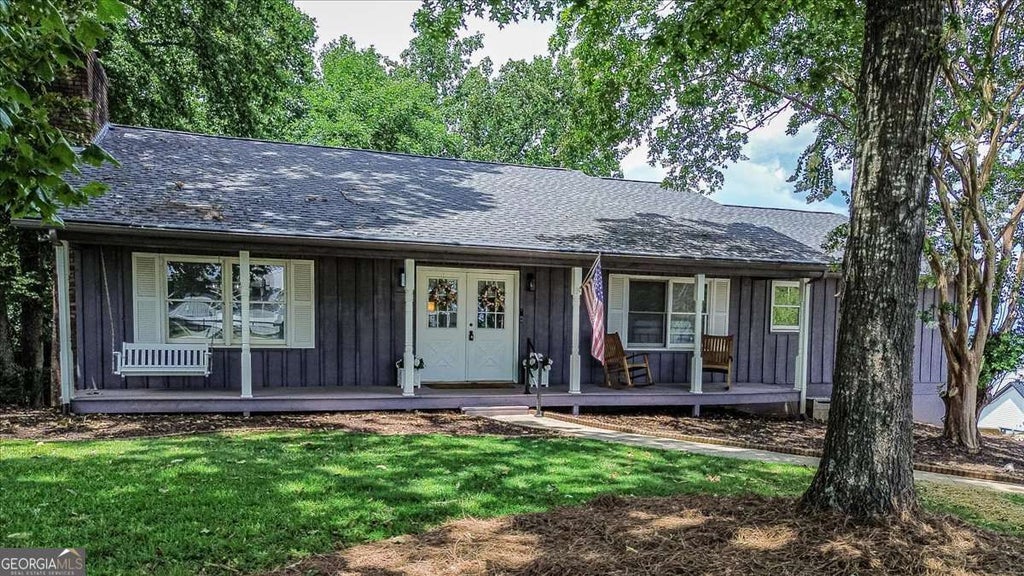 Photo of 3039 Manor Ridge Drive, Gainesville, GA 30506 (MLS # 10808468)