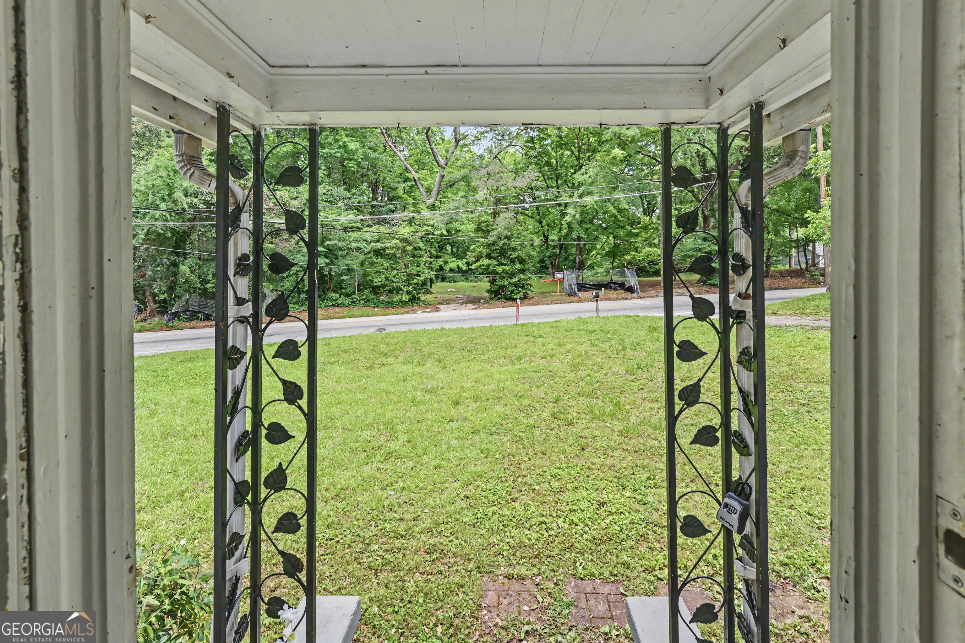 3101 Browns Mill RD SE