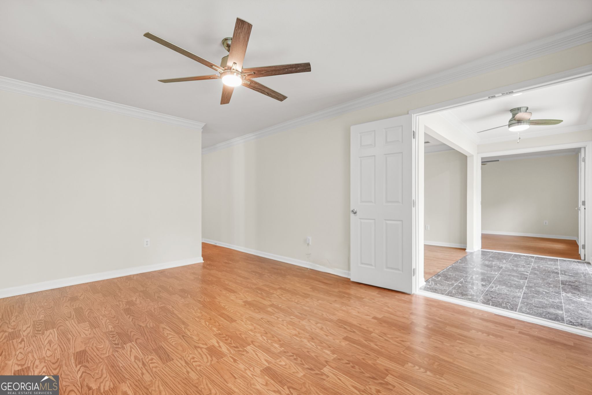 Atlanta, Georgia 30324, United States, 2 Bedrooms Bedrooms, ,2 BathroomsBathrooms,Residential,Active,194530