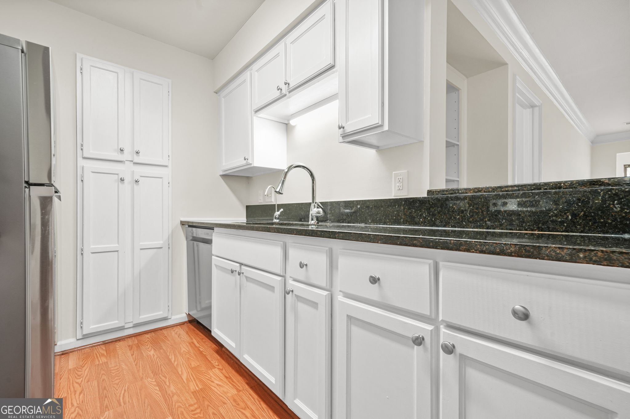 Atlanta, Georgia 30324, United States, 2 Bedrooms Bedrooms, ,2 BathroomsBathrooms,Residential,Active,194530