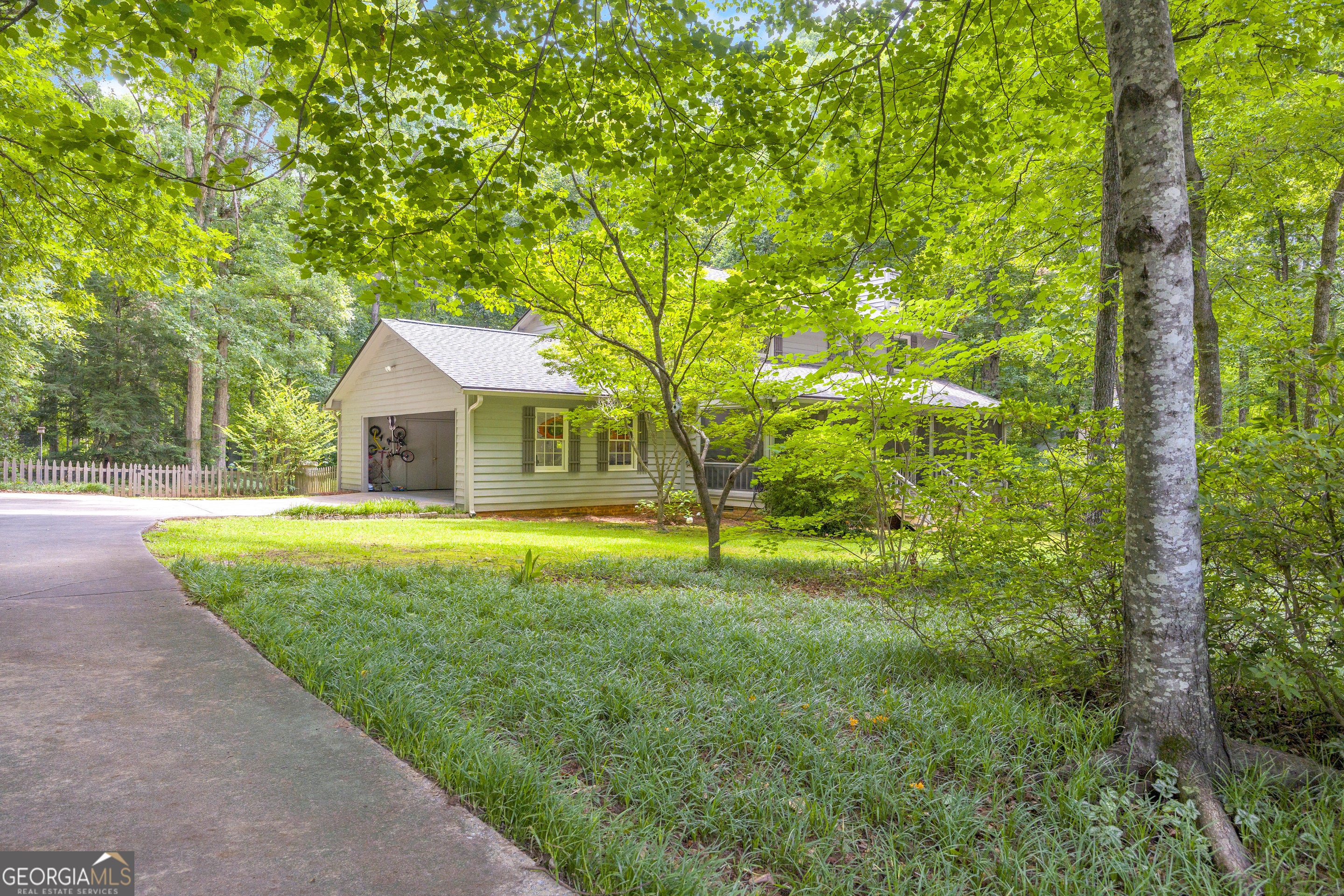 205 Bentwood TRL