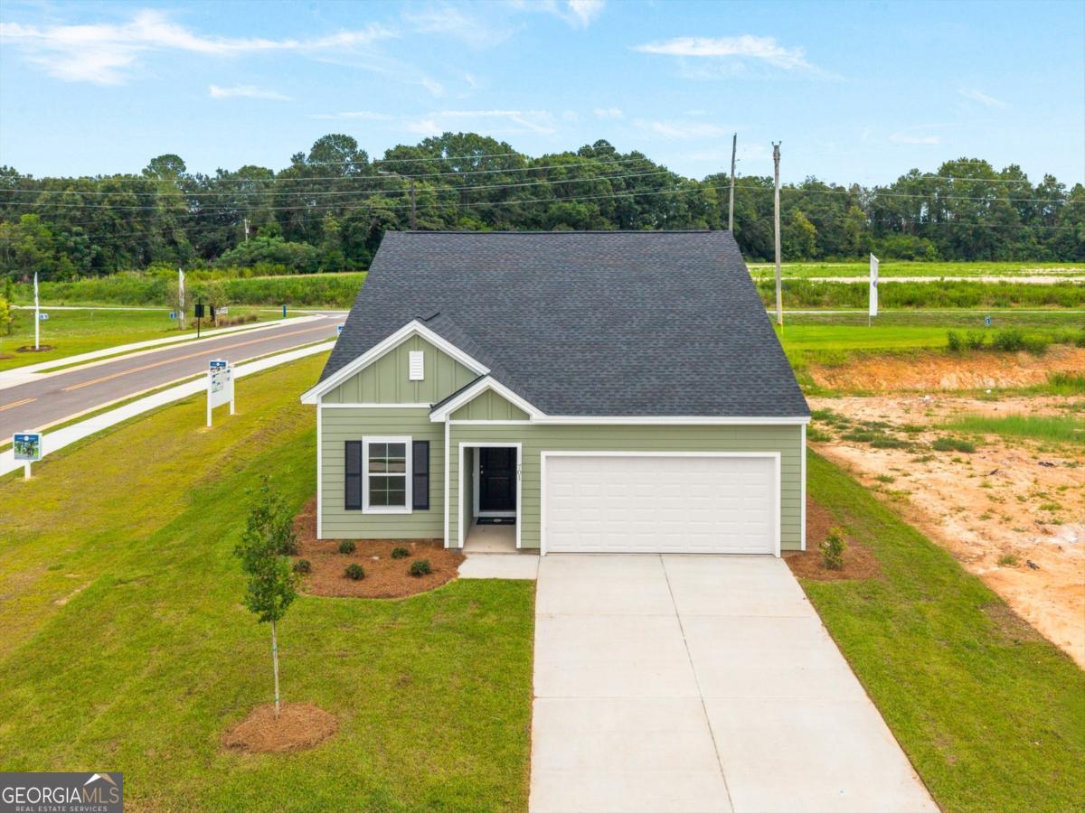 701 Riverton LN