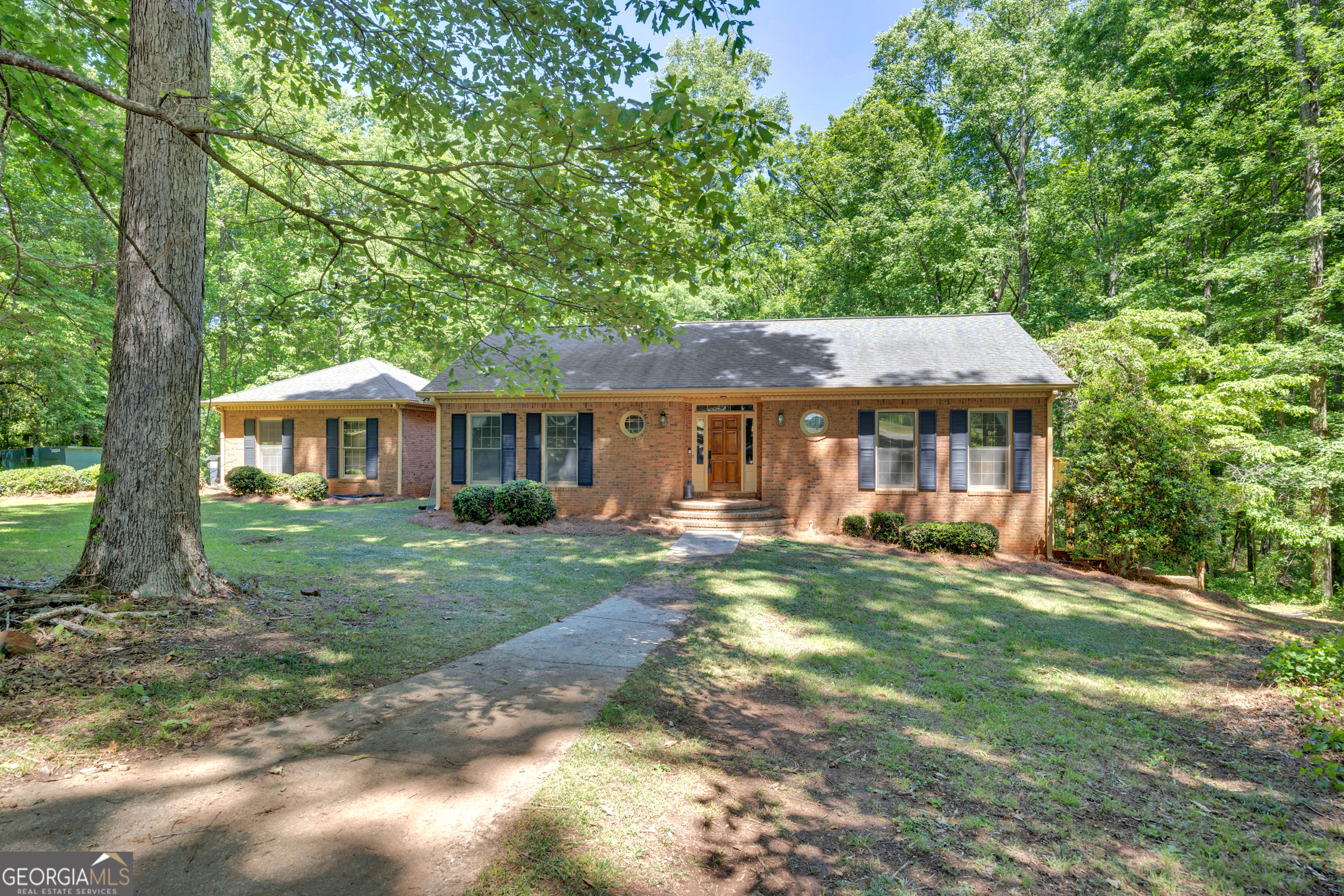 370 River Cove RD