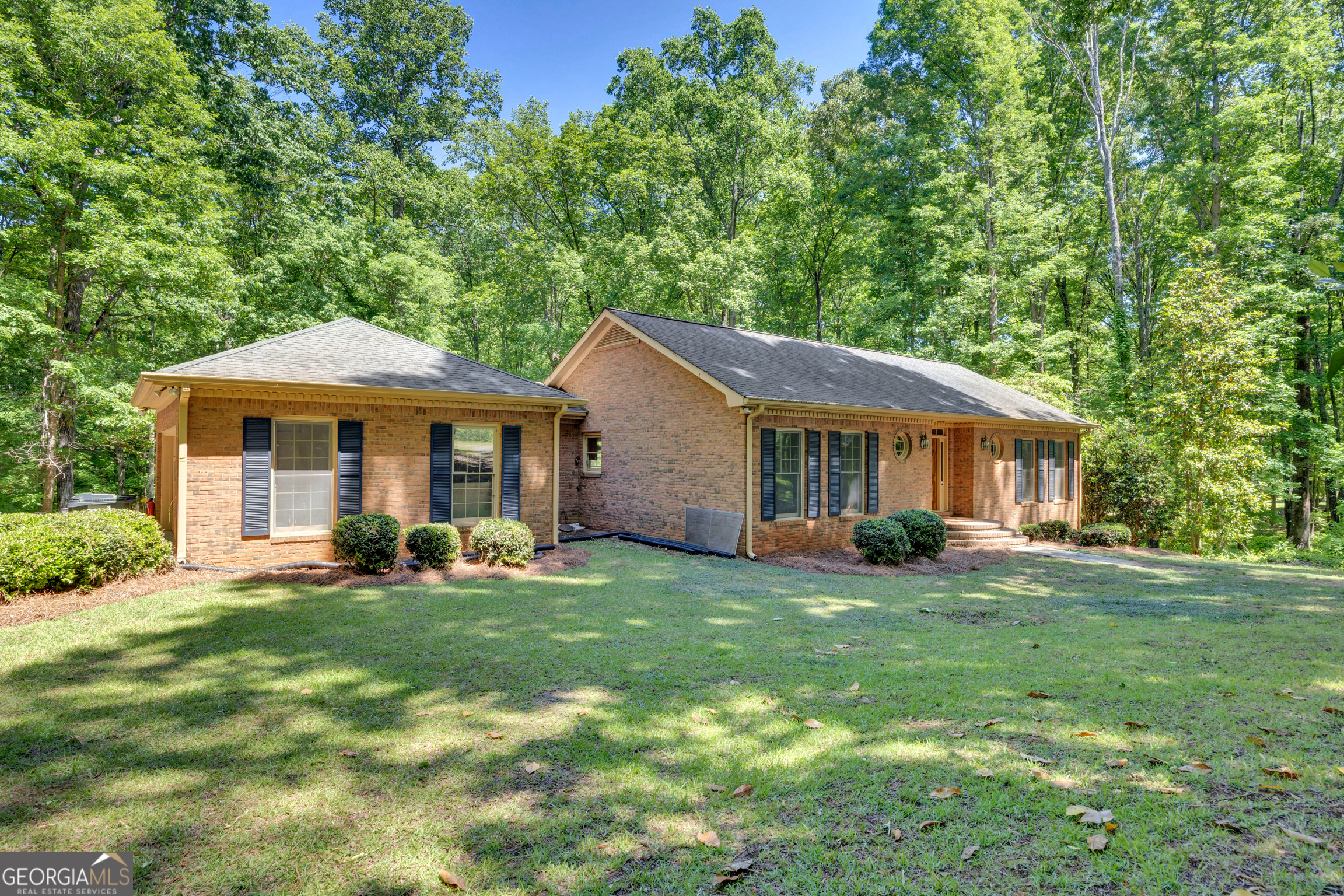 370 River Cove RD