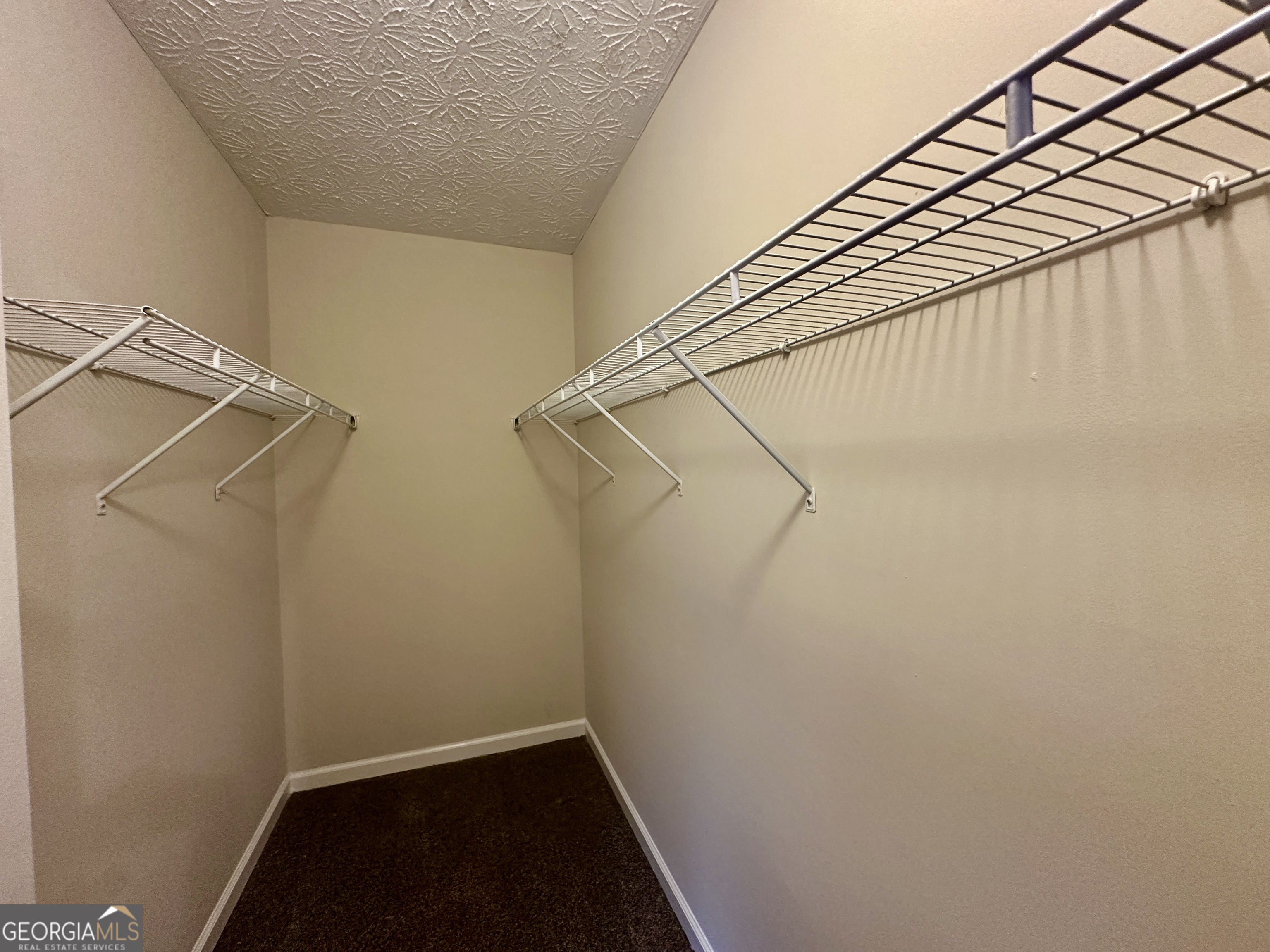 Spring Woodmanor - Residential Lease