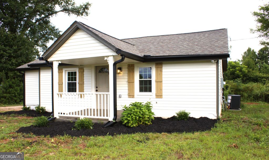 Photo of 55 Davis McLendon Way, Newnan, GA 30263 (MLS # 10808269)