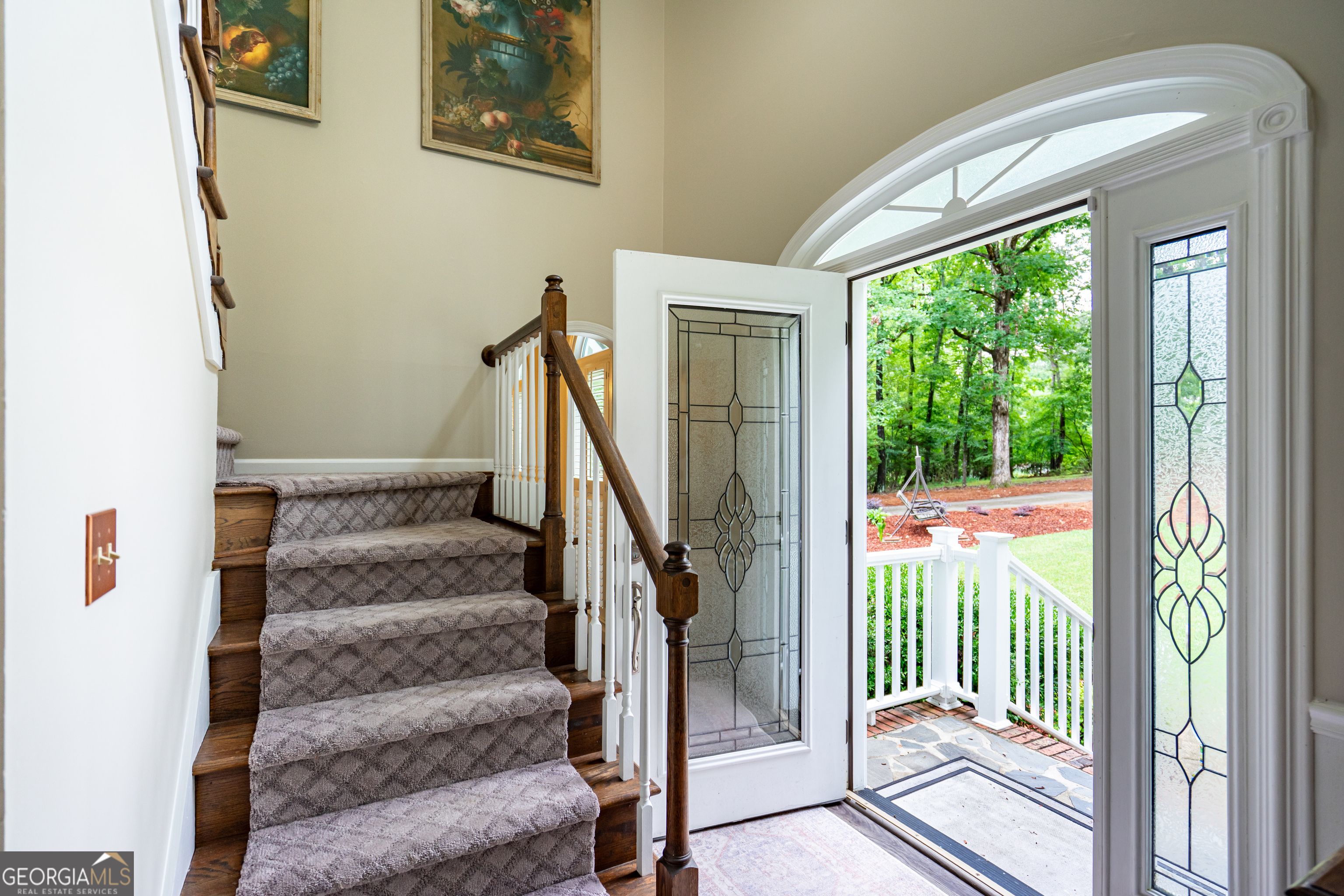 3010 White Oak CT