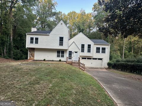 Photo of 2570 Rocky Springs Drive, Marietta, GA 30062 (MLS # 10609623)