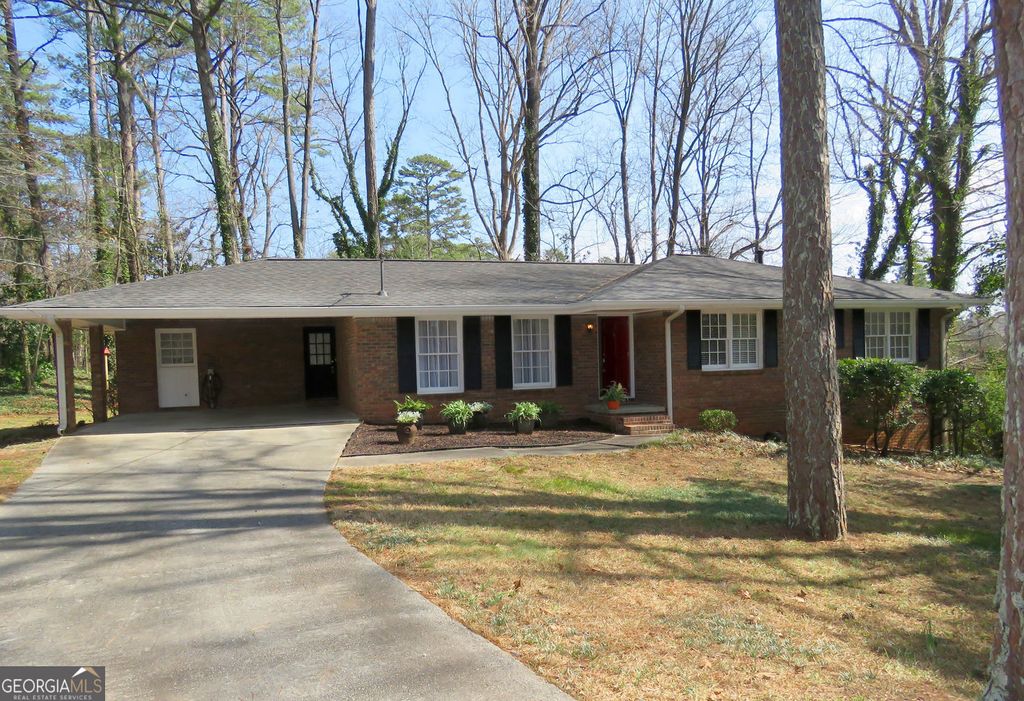 Photo of 3060 Norton Court SE, Smyrna, GA 30082 (MLS # 10696222)