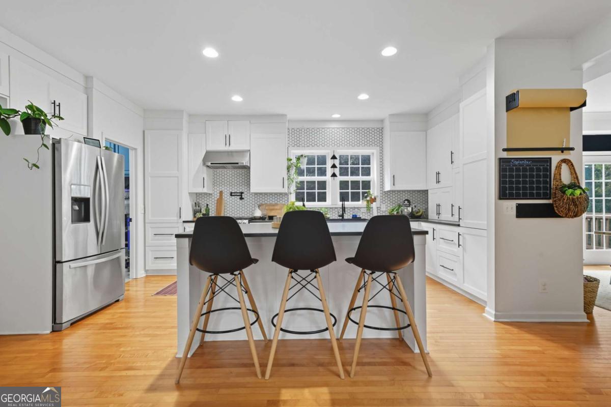 148 Reddin DR