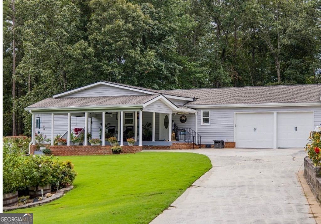 Photo of 38 Lakeview Drive SE, Lindale, GA 30147 (MLS # 10681445)