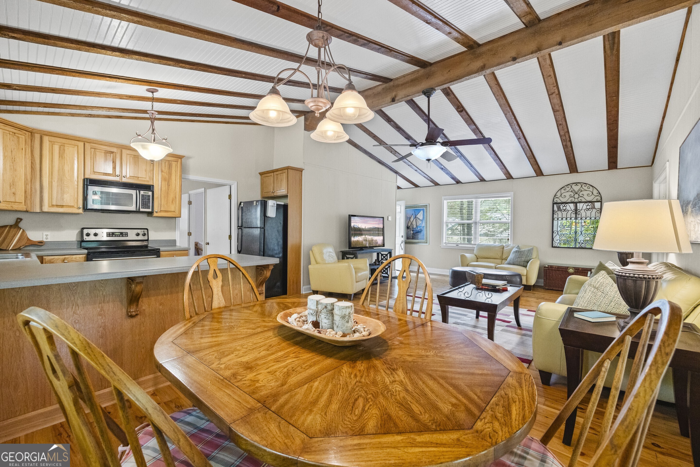 Lavonia, Georgia 30553, United States, 3 Bedrooms Bedrooms, ,2 BathroomsBathrooms,Residential,Pending,205468