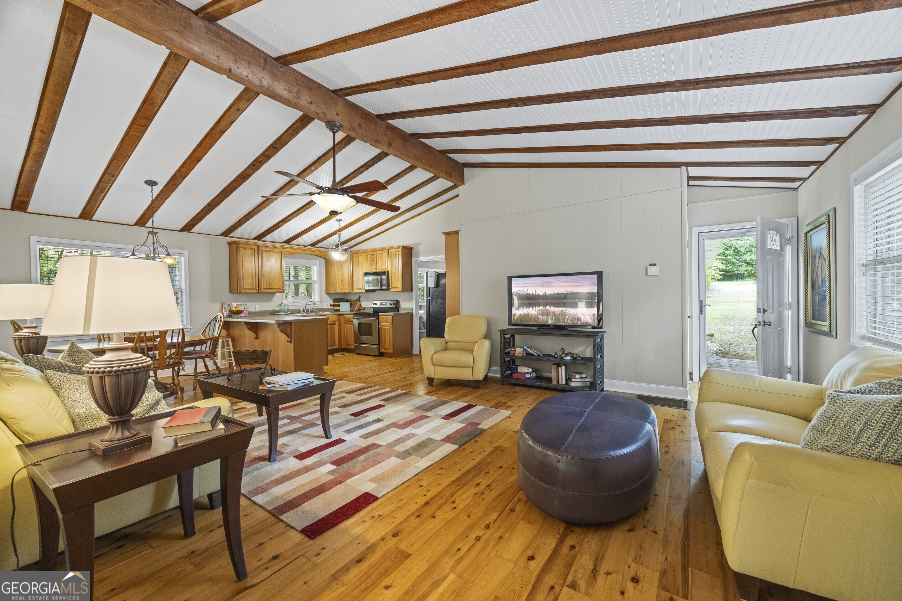 Lavonia, Georgia 30553, United States, 3 Bedrooms Bedrooms, ,2 BathroomsBathrooms,Residential,Pending,205468