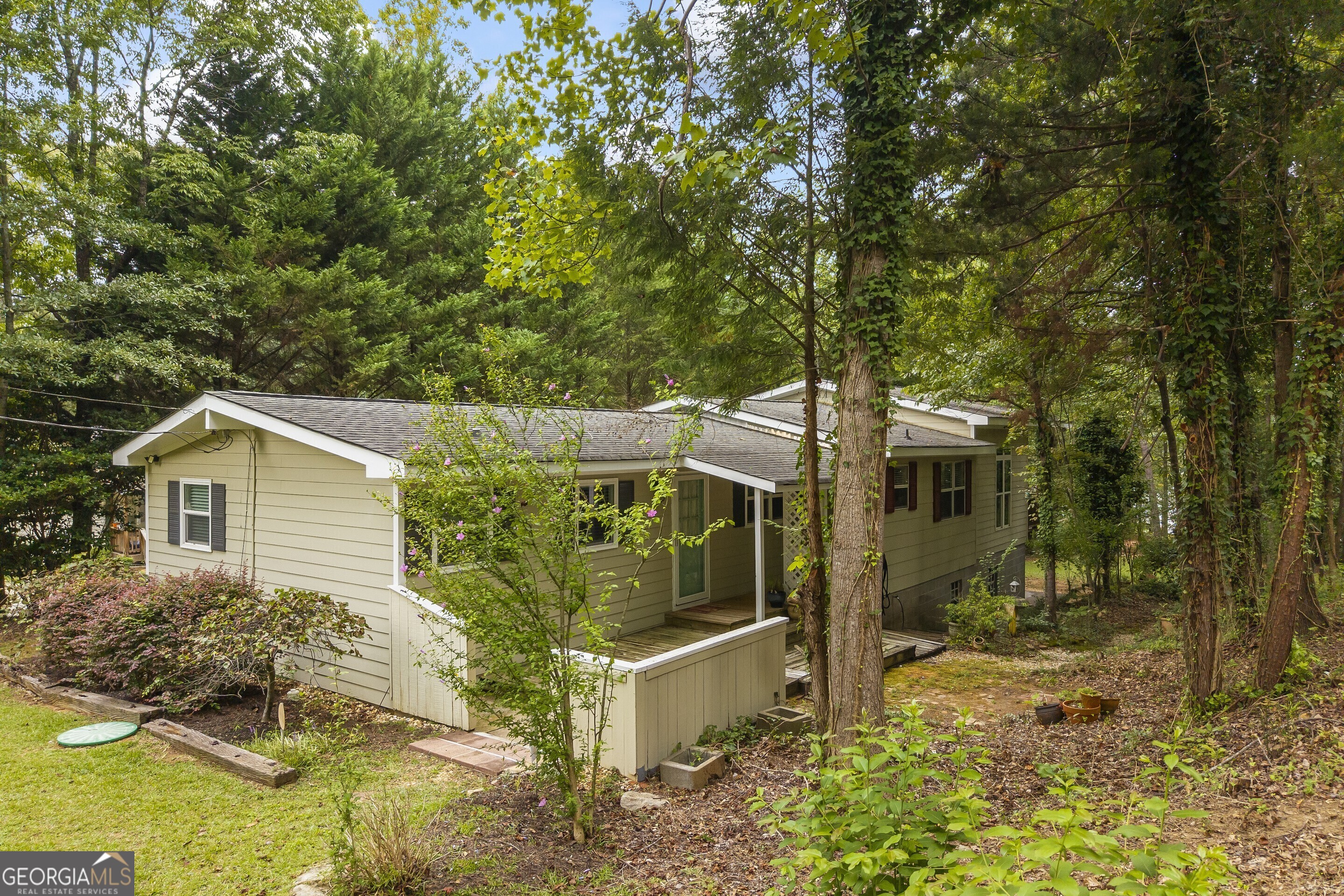 Lavonia, Georgia 30553, United States, 3 Bedrooms Bedrooms, ,2 BathroomsBathrooms,Residential,Pending,205468