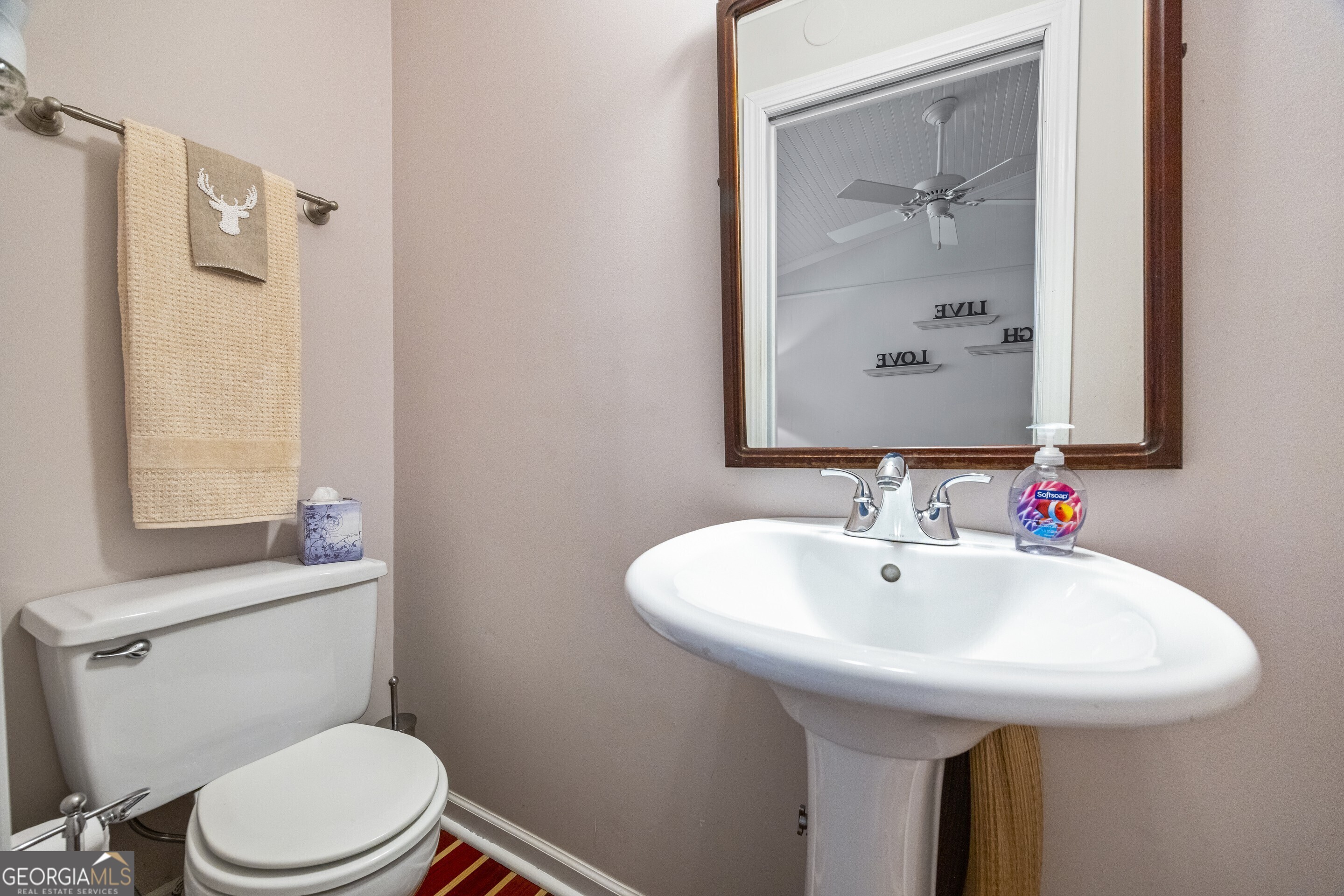 Lavonia, Georgia 30553, United States, 3 Bedrooms Bedrooms, ,2 BathroomsBathrooms,Residential,Pending,205468