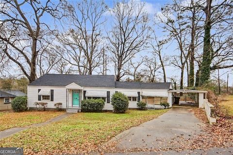 Photo of 725 Matilda Place Pl N, Atlanta, GA 30318 (MLS # 10671773)