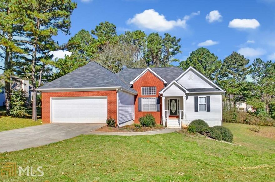 Come & Check Out one of South Sides most charming homes! Featuring one level living on a private lot and located in a stable & highly sought after neighborhood. Just add some personalized touches to the inside and out to make this your Home OR turn it into a beautiful rental property. It's even on a finished basement which provides even more awesome living space. This one won’t last long. Check it out today!